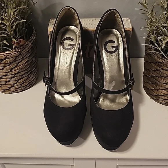 Guess Black Suede Mary Jane Platform Heels - Picture 1 of 6